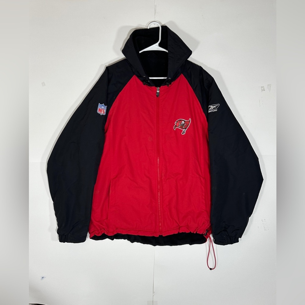 Vintage 90s Reebok Tampa Bay Buccaneers Hooded Reversible Fleece Lined Jacket L